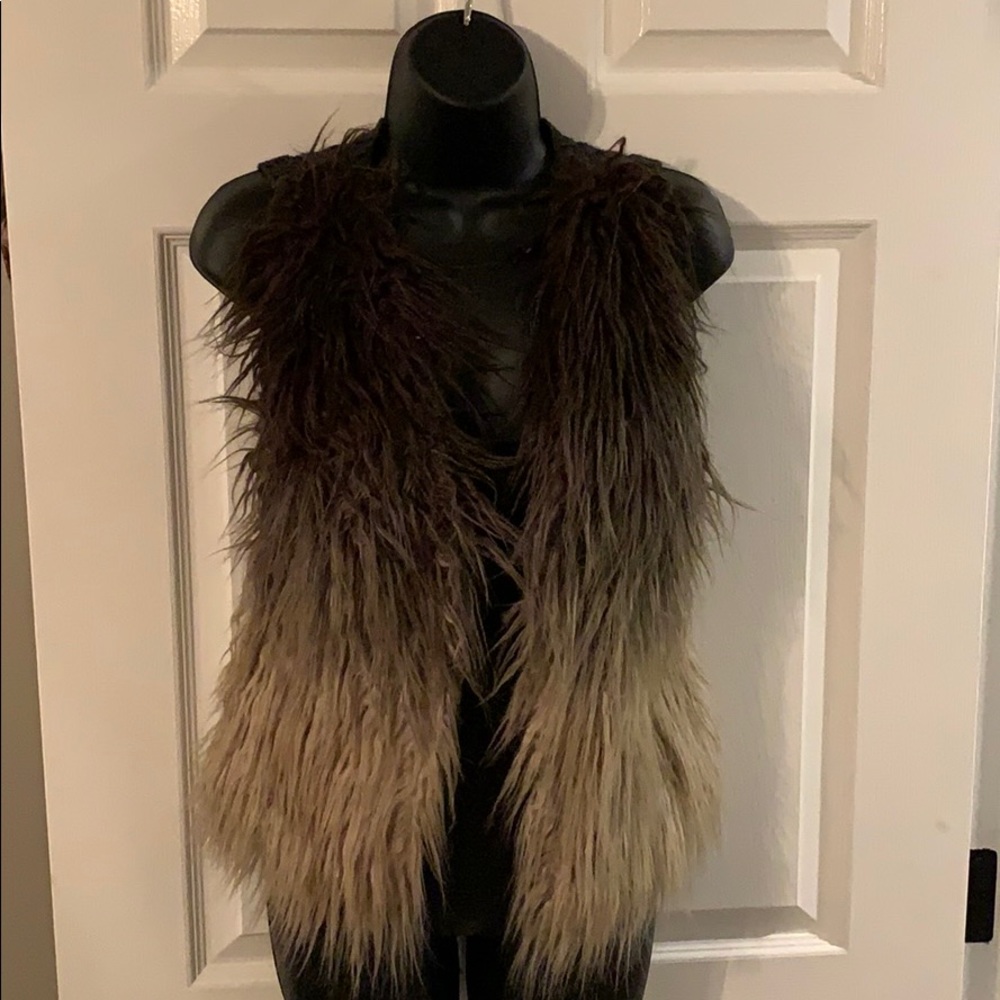 Jessica Simpson Vest